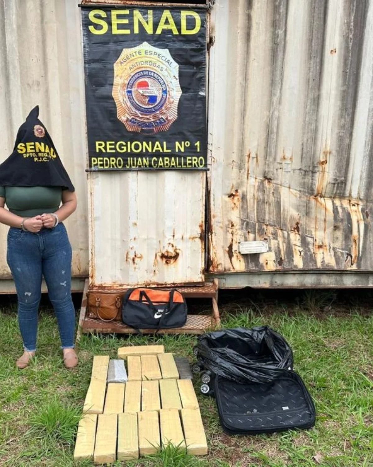Imagen de la cobertura: Condenan a 5 años de prisión a mujer que transportaba más de 18 kilos de marihuana en un colectivo